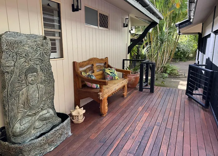 Elevata Villa Luxe Spa Jacuzzi - Wood Fire - Claw Bath - Pet Friendly